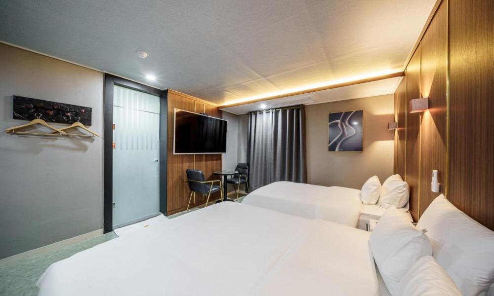 G7 Hotel Dongducheon Екстер'єр фото