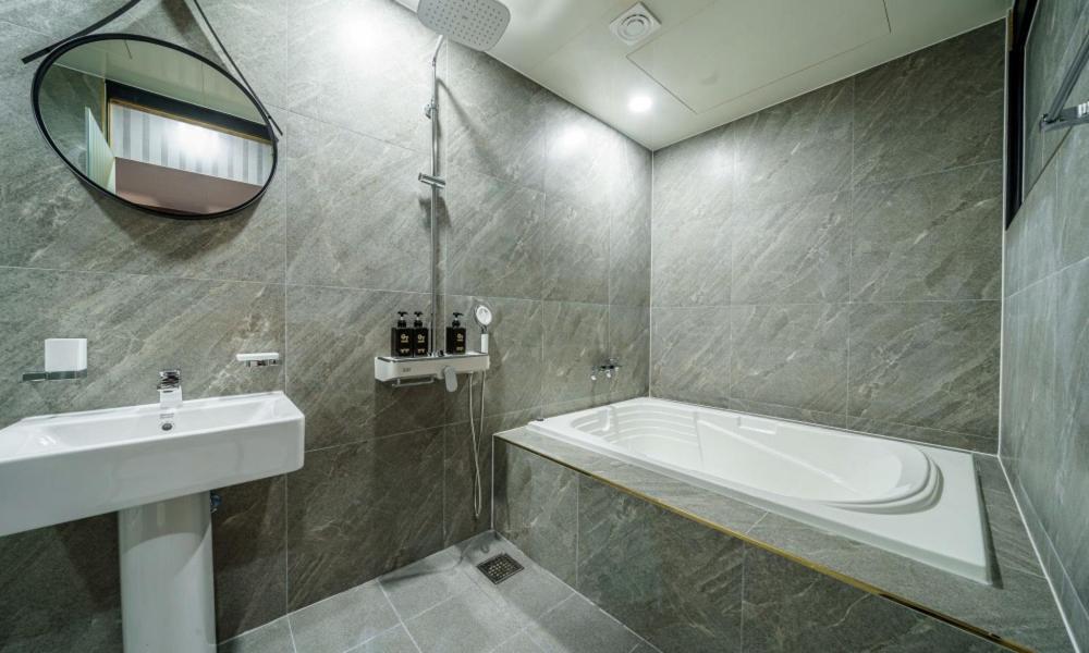 G7 Hotel Dongducheon Екстер'єр фото