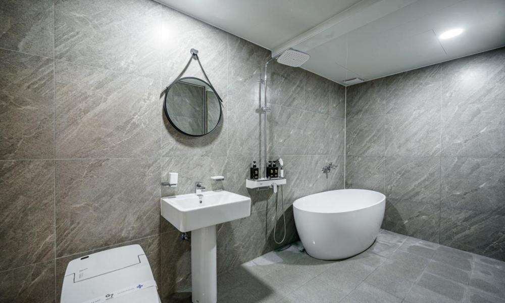 G7 Hotel Dongducheon Екстер'єр фото