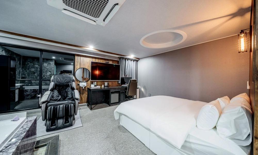 G7 Hotel Dongducheon Екстер'єр фото